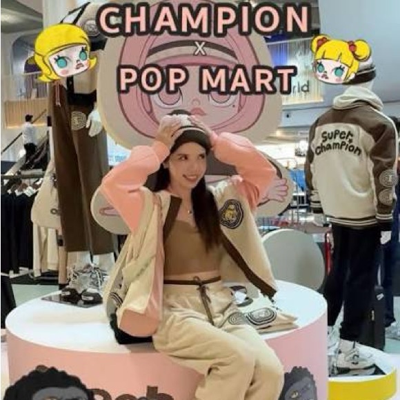 Pop Mart’s Molly x Champion Backpack Kids with Yellow Molly Accents main image 4